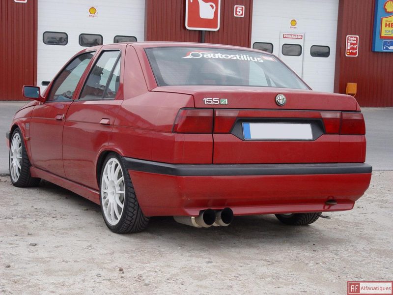 Alfa Romeo 155